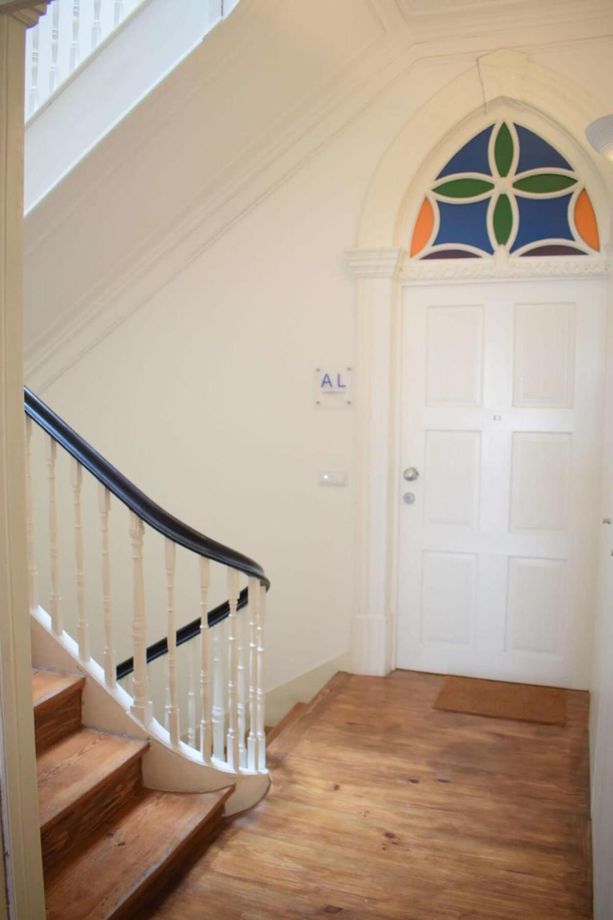 Liiiving In - Vintage Balcony Apartamento Porto
